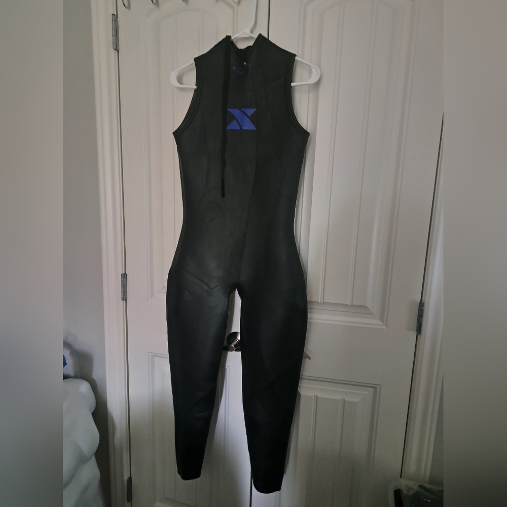 XTERRA Wetsuit Black Neoprene Sleeveless snorkling paddling swim Women's XL
